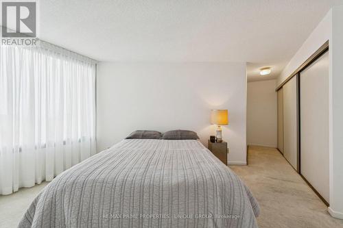 1801 - 1300 Bloor Street, Mississauga, ON - Indoor Photo Showing Bedroom