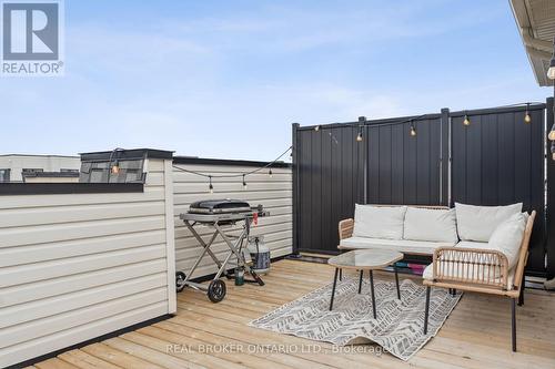 92 William Shearn Crescent, Markham, ON - Outdoor With Exterior