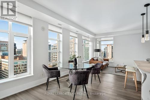 1902 - 235 Kent Avenue, Ottawa, ON - Indoor Photo Showing Dining Room