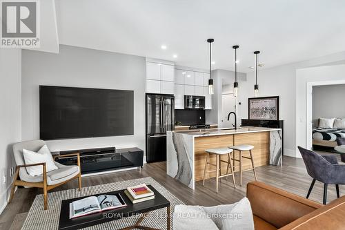 1902 - 235 Kent Avenue, Ottawa, ON - Indoor Photo Showing Other Room