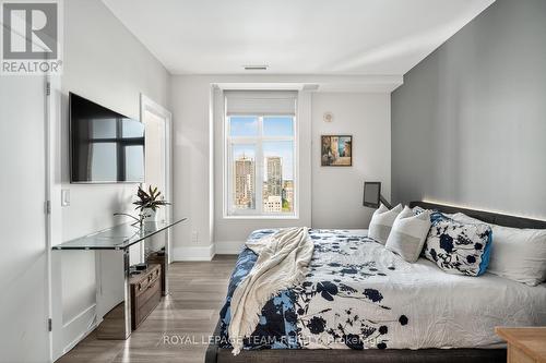 1902 - 235 Kent Avenue, Ottawa, ON - Indoor Photo Showing Bedroom