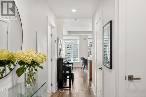 1902 - 235 Kent Avenue, Ottawa, ON - Indoor Photo Showing Other Room
