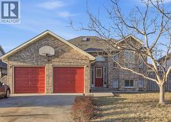 2820 Wildberry CRESCENT  Tecumseh, ON N9K 1C2