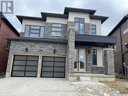 8 MICHENER DRIVE  Brampton, ON L6R 4E9