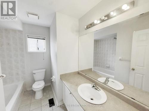 2nd Floor 4pc Main Bathroom - 3970 Arbourview Terrace, Mississauga, ON - Indoor Photo Showing Bathroom