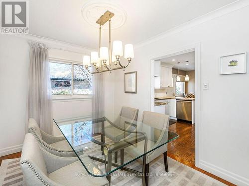 1602 Carletta Drive, Mississauga, ON - Indoor Photo Showing Dining Room