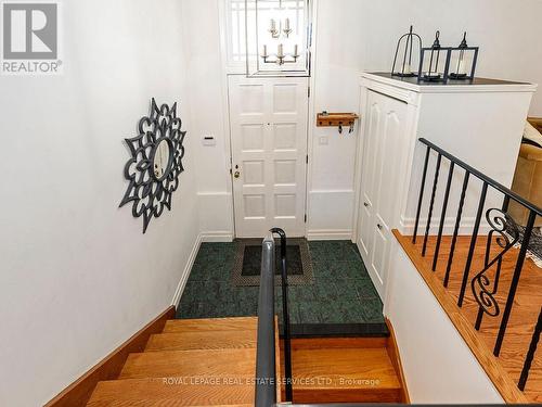 1602 Carletta Drive, Mississauga, ON - Indoor Photo Showing Other Room