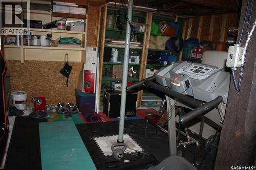 200 3Rd Street, Dundurn, SK - Indoor