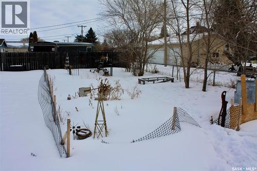 200 3Rd Street, Dundurn, SK - Outdoor