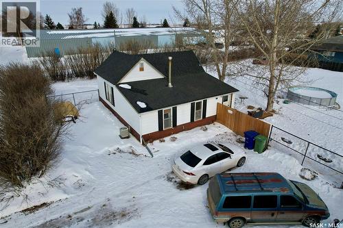 200 3Rd Street, Dundurn, SK - Outdoor