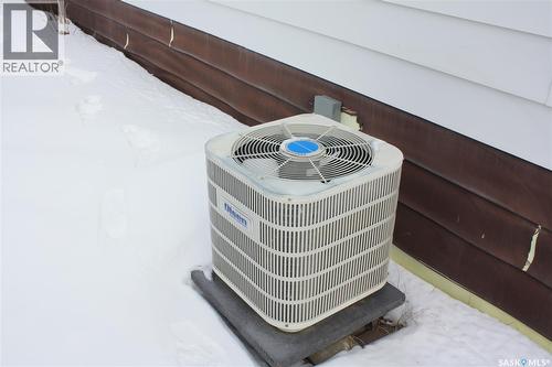 200 3Rd Street, Dundurn, SK -  With Exterior