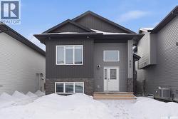 660 Feheregyhazi BOULEVARD  Saskatoon, SK S7W 1C4