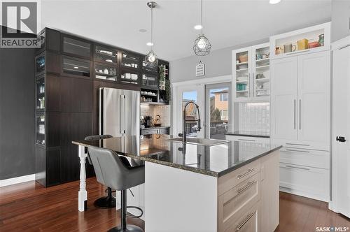 1526 Shepherd Crescent, Saskatoon, SK - Indoor Photo Showing Kitchen With Upgraded Kitchen