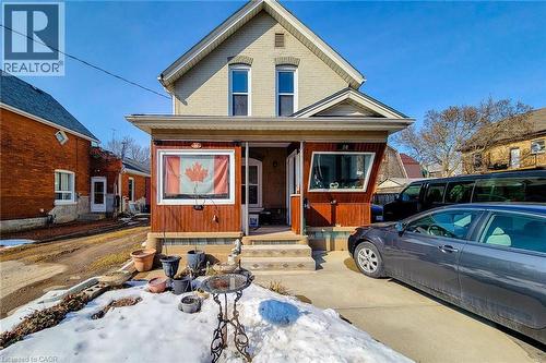 84 PORT Street  Brantford, ON N3S 1Y7