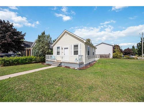 326 MICHIGAN Avenue  Point Edward, ON N7V 1E9