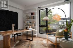 110B PALMERSTON AVENUE  Toronto, ON M6J 1J1