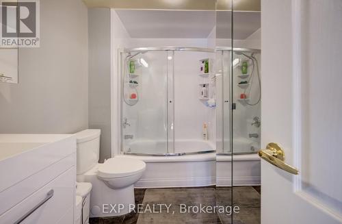 2593 Barcella Crescent, Mississauga, ON - Indoor Photo Showing Bathroom