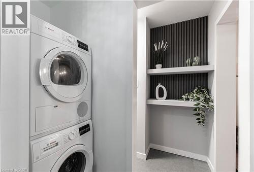 329 Main Street W, Hamilton, ON - Indoor Photo Showing Laundry Room