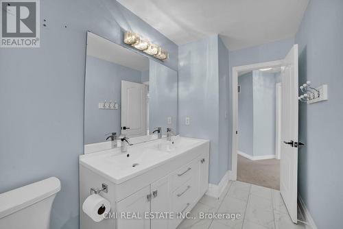 2171 Jardine Crescent, Burlington, ON - Indoor Photo Showing Bathroom