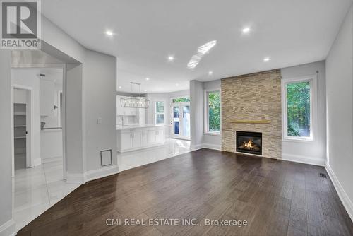 2171 Jardine Crescent, Burlington, ON - Indoor Photo Showing Living Room With Fireplace