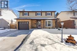 41 DELAVAN Drive  Cambridge, ON N1S 4R4