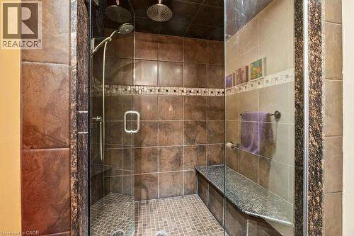 36 Hanover Place, Hamilton, ON - Indoor Photo Showing Bathroom