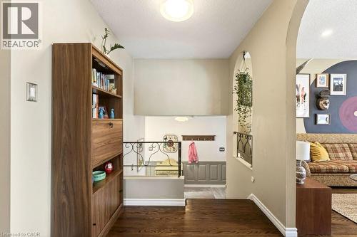 36 Hanover Place, Hamilton, ON - Indoor Photo Showing Other Room