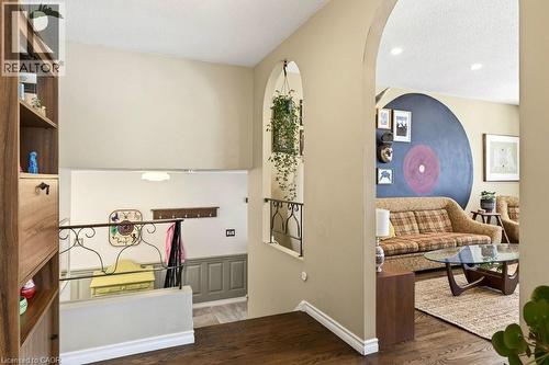 36 Hanover Place, Hamilton, ON - Indoor Photo Showing Other Room