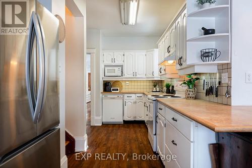 314 Main Street E, Shelburne, ON - Indoor Photo Showing Kitchen
