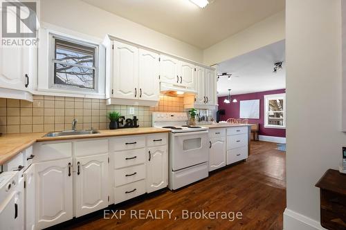 314 Main Street E, Shelburne, ON - Indoor Photo Showing Kitchen