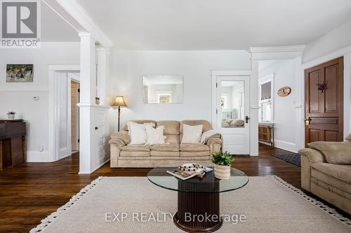 314 Main Street E, Shelburne, ON - Indoor Photo Showing Living Room
