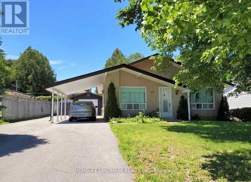 22 Knowles Crescent, Aurora, ON - Outdoor