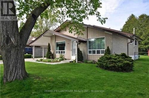 22 Knowles Crescent, Aurora, ON - Outdoor