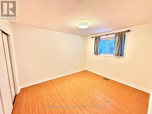 22 Knowles Crescent, Aurora, ON - Indoor Photo Showing Other Room