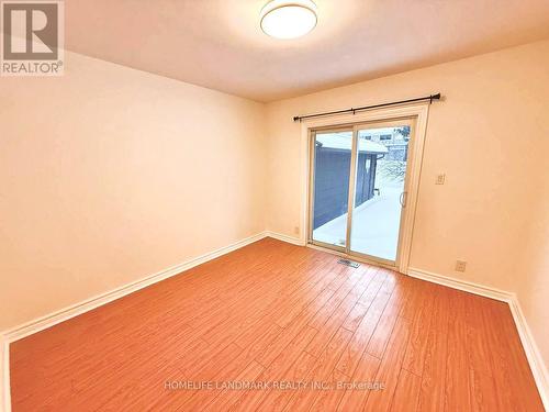 22 Knowles Crescent, Aurora, ON - Indoor Photo Showing Other Room