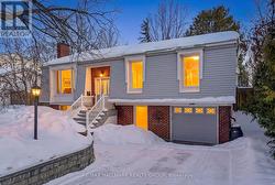 145 LARKIN DRIVE  Ottawa, ON K2J 1J1