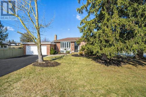 487 WELLINGTON CRESCENT  Oakville, ON L6L 4X6