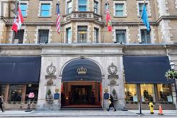 316 - 22 LEADER LANE  Toronto, ON M5E 0B2