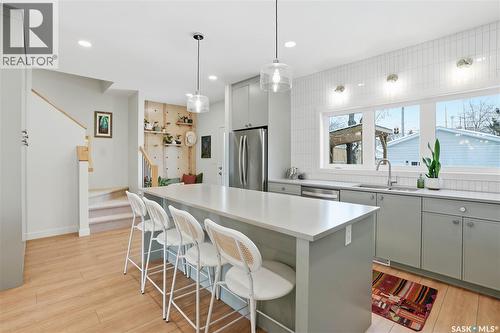 611 Dufferin Avenue, Saskatoon, SK - Indoor Photo Showing Kitchen With Upgraded Kitchen