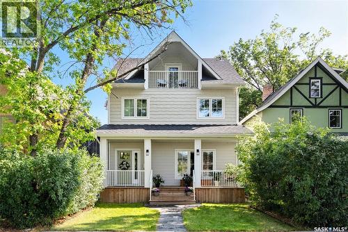 611 Dufferin Avenue, Saskatoon, SK - Outdoor With Deck Patio Veranda