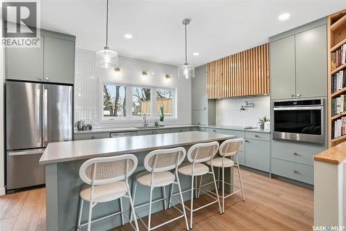 611 Dufferin Avenue, Saskatoon, SK - Indoor Photo Showing Kitchen With Upgraded Kitchen