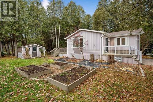 10 SPRUCE AVENUE  Puslinch, ON N1B 2J0