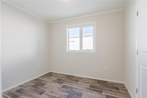 46 Prairie Oaks Drive, Mitchell, MB - Indoor Photo Showing Other Room