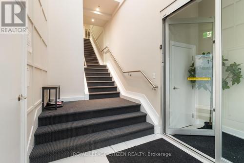 1Ce - 27 Roytec Road, Vaughan, ON 
