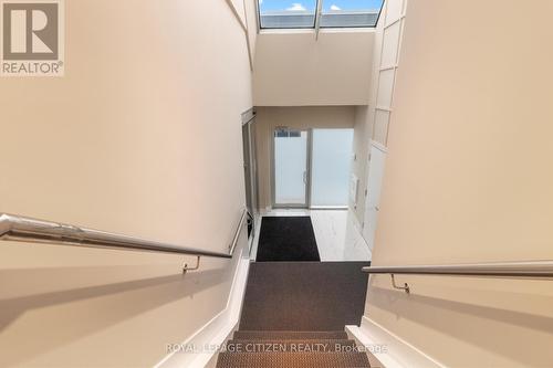 1Ce - 27 Roytec Road, Vaughan, ON 