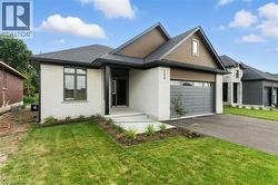 150 VANROOY Trail  Waterford, ON N0E 1Y0