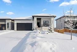 63 Siskin Bay  Winnipeg, MB R3X 0T2