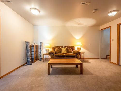 3900 25Th Street, Cranbrook, BC - Indoor Photo Showing Other Room