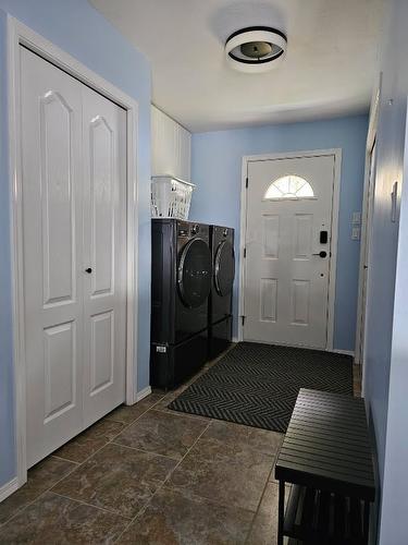 213 Burton School Road, Burton, BC - Indoor Photo Showing Laundry Room