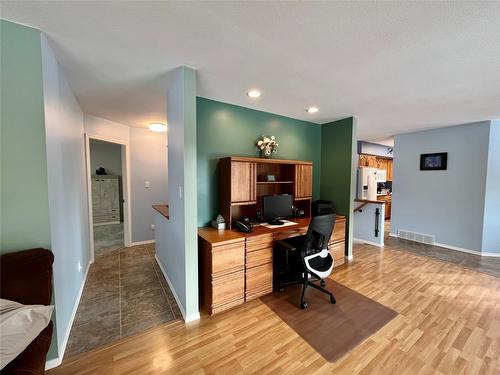 213 Burton School Road, Burton, BC - Indoor Photo Showing Office